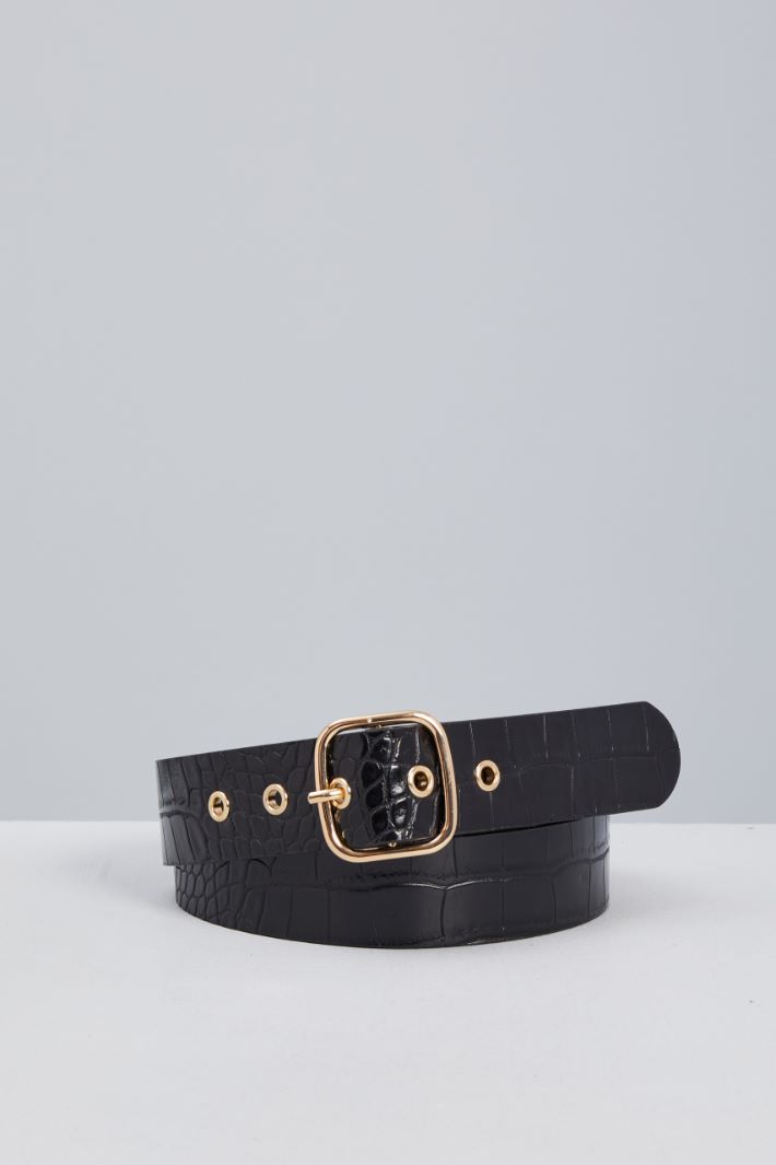 Belt with eyelets Intrend