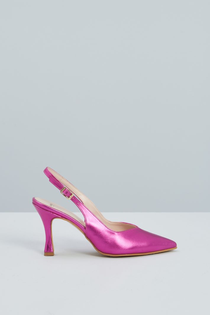 Laminated slingbacks Intrend