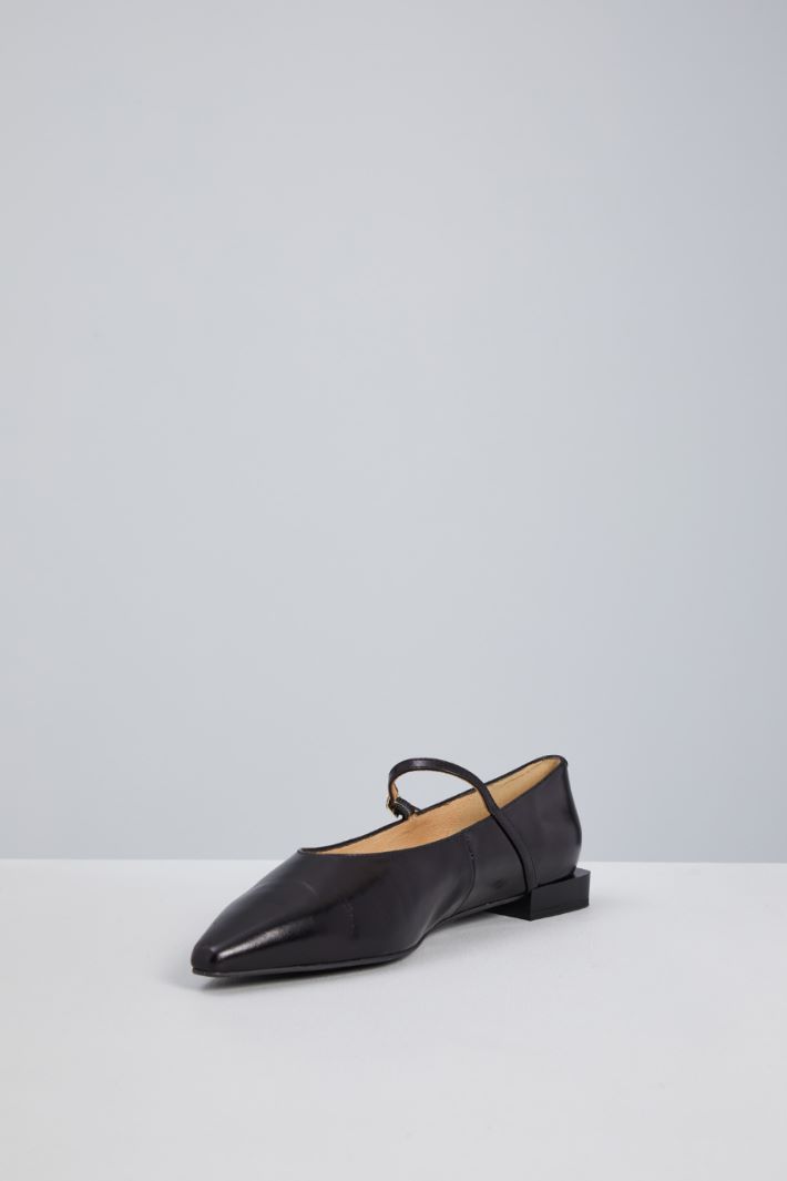 Leather ballerinas with strap Intrend - 3