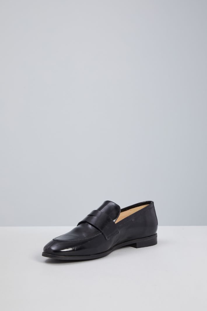 Shiny leather loafers Intrend - 3