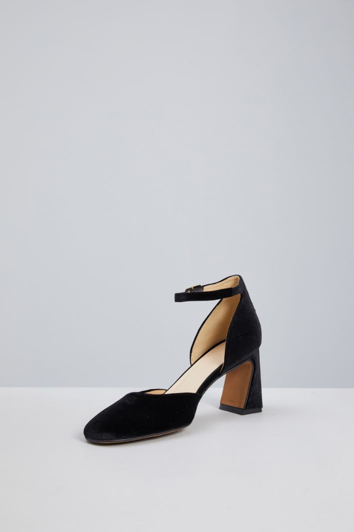 Velvet pumps Intrend - 3