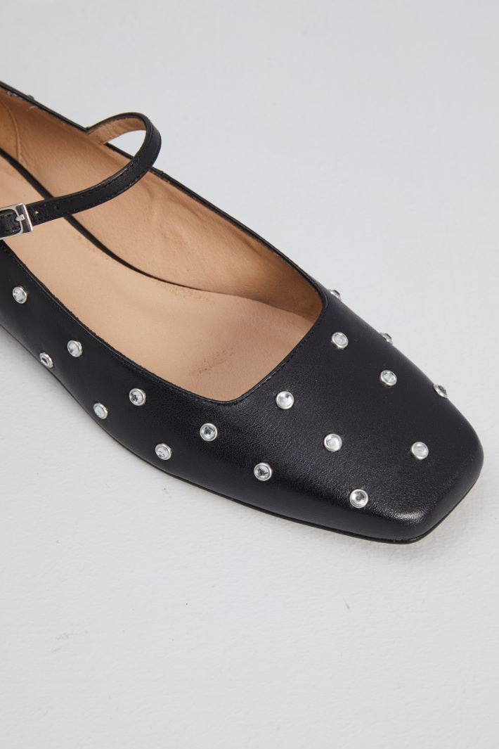 Leather ballerinas with rhinestones Intrend - 4