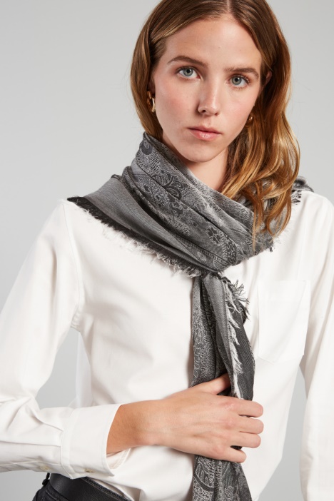 Viscose jacquard stole Intrend