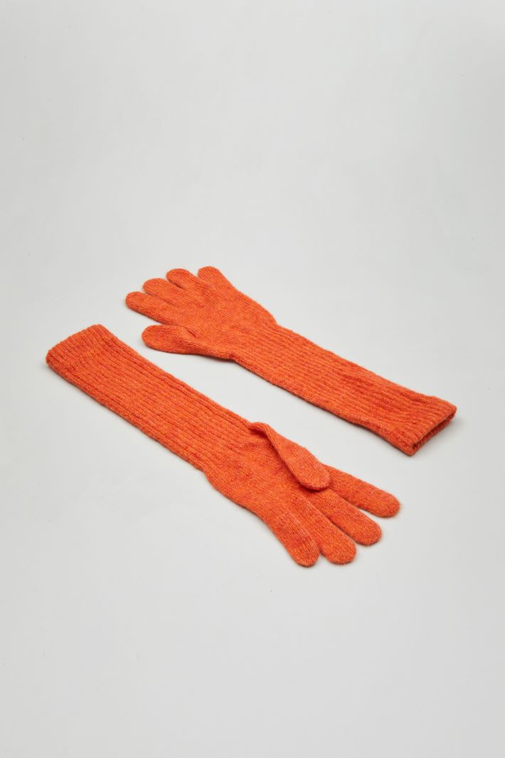 Knitted gloves Intrend