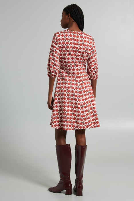 Abito con maniche a palloncino