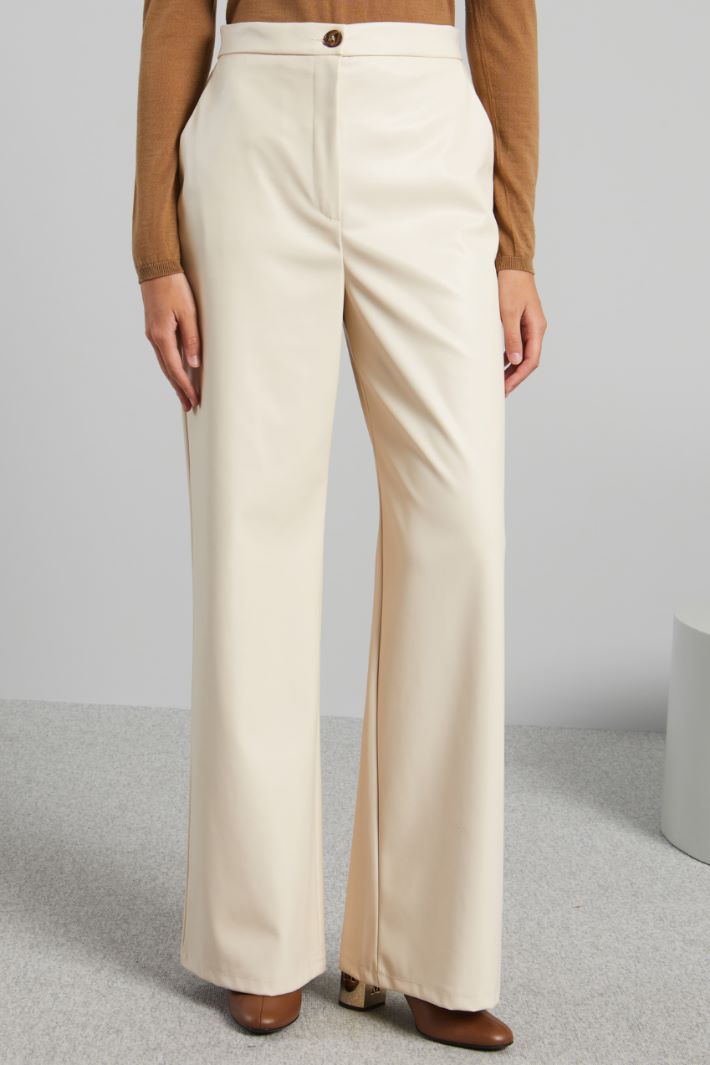 Faux leather trousers Intrend - 3