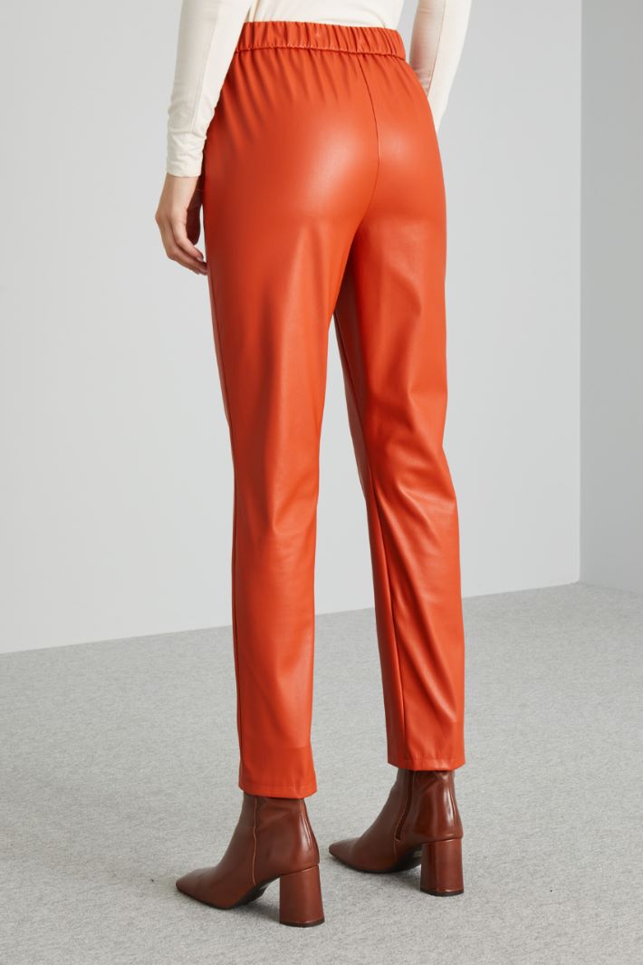 Faux leather cigarette trousers Intrend - 2