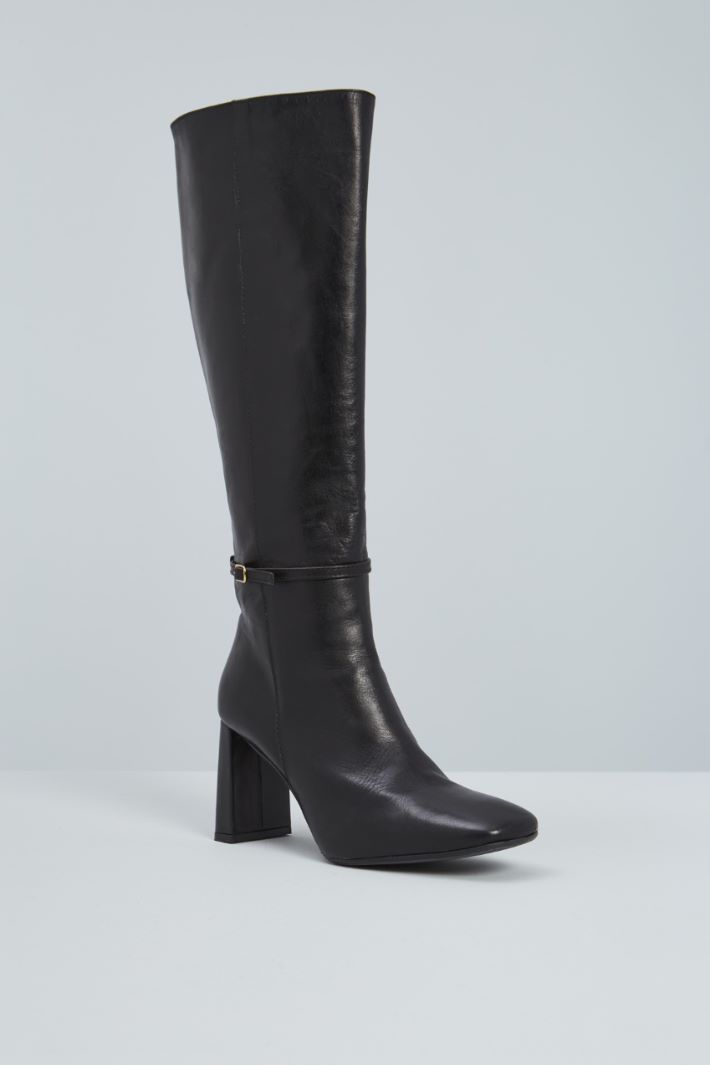 Leather boots with thin strap Intrend - 2