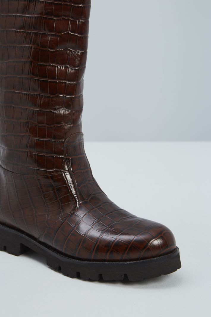 Crocodile-print leather boots Intrend - 4