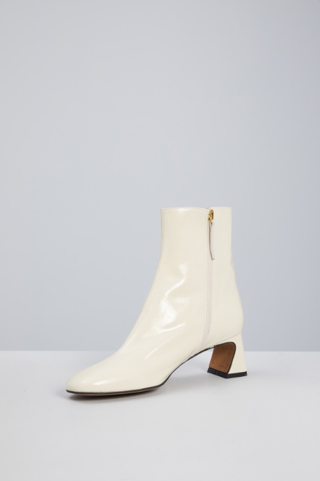 Tronchetti a punta squadrata