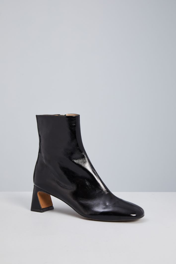 Square toe ankle boots Intrend - 2