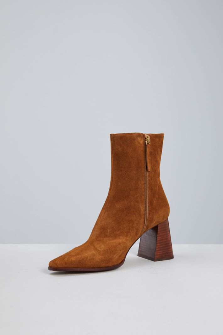 Suede ankle boots with heels Intrend - 3