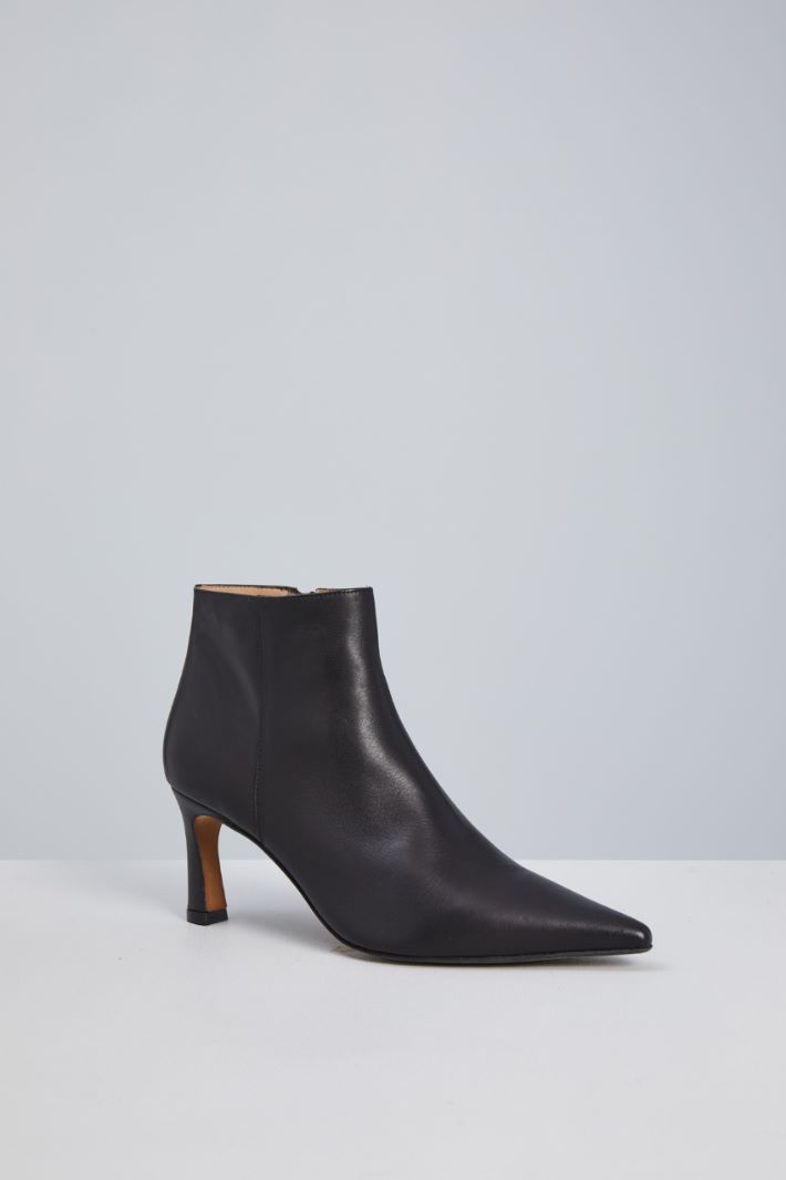 Leather ankle boots Intrend - 2