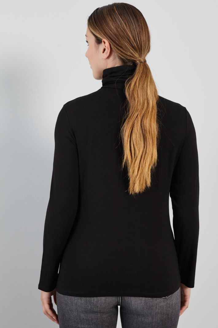 Stretch viscose turtleneck sweater Intrend - 2