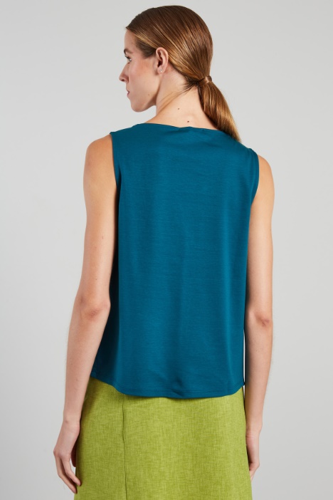 Top smanicato in raso e jersey