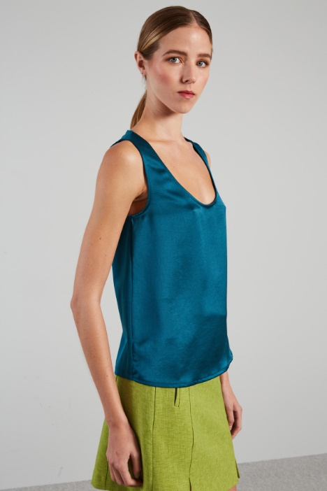 Sleeveless top in satin and jersey Intrend