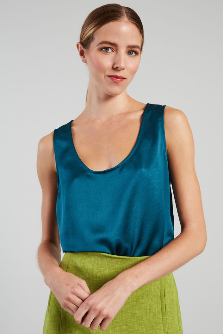 Sleeveless top in satin and jersey Intrend - 4