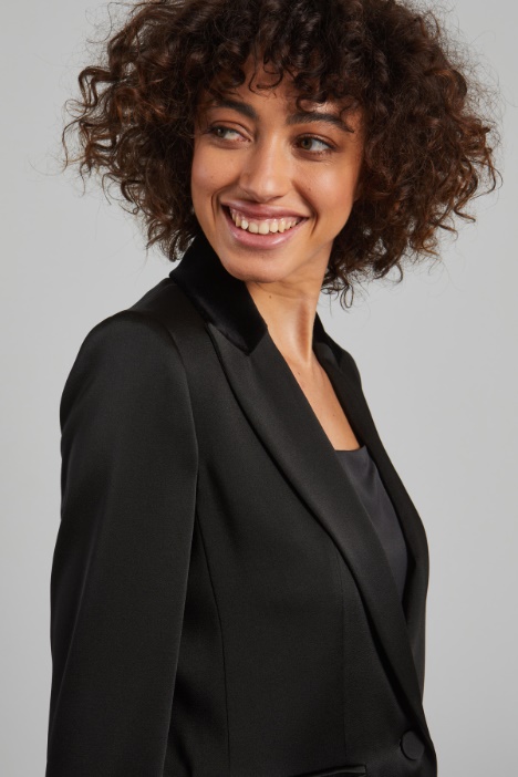 Blazer con dettagli in velluto