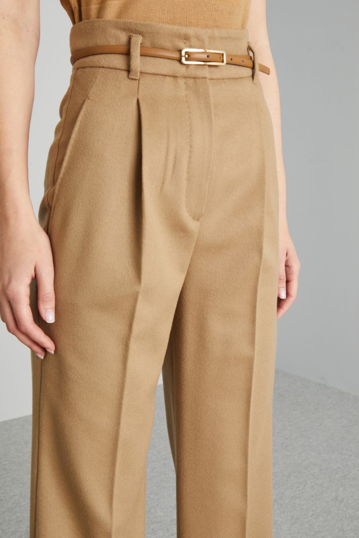 Trousers with thin belt Intrend - 4