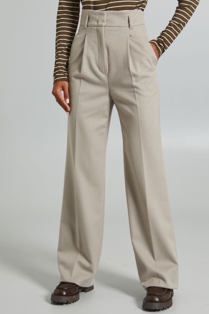 Trousers with thin belt Intrend - 2