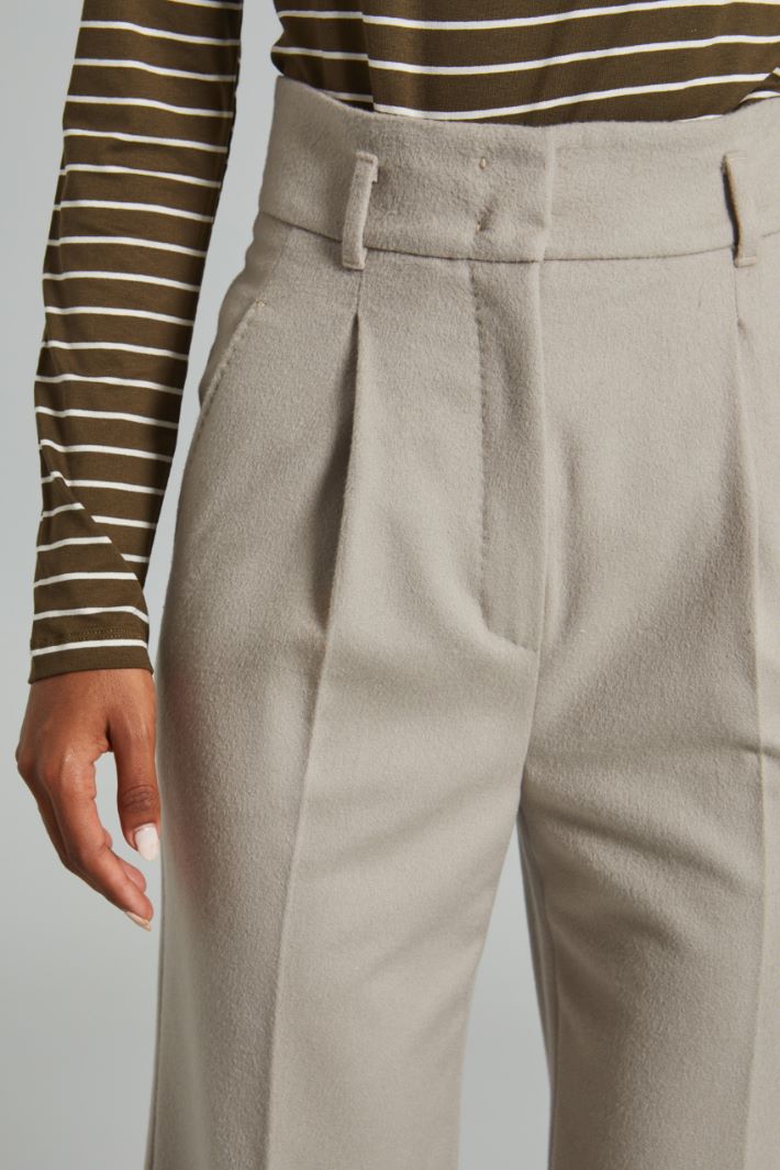 Trousers with thin belt Intrend - 3