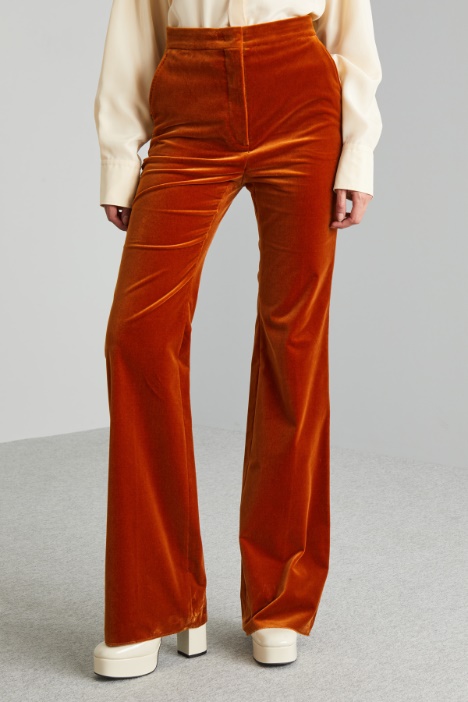 Pantaloni flare in velluto