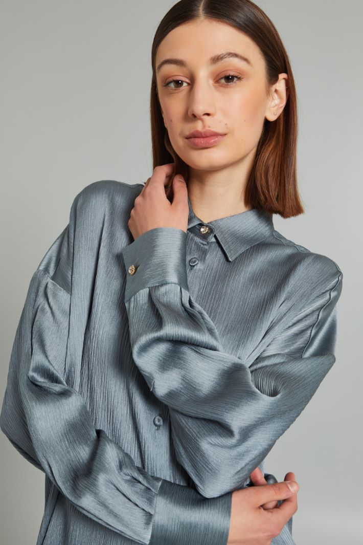 Oversized viscose crepon shirt Intrend - 4