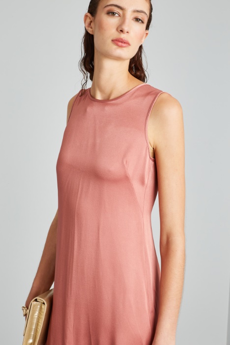 Abito lungo in enver satin