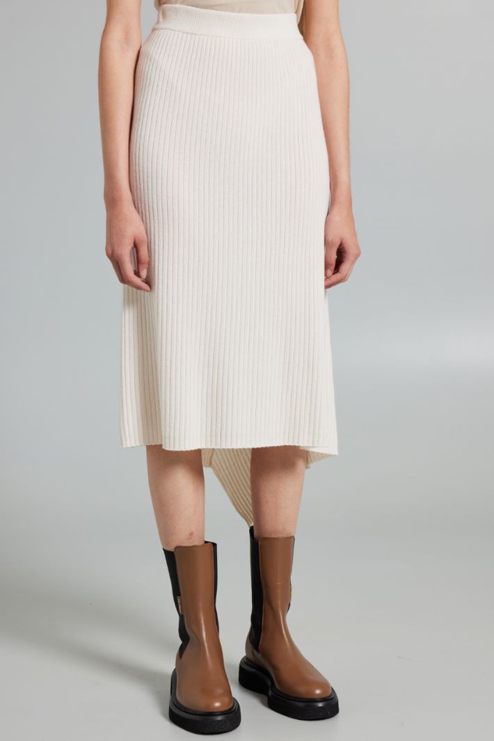 Knitted yarn skirt Intrend - 3