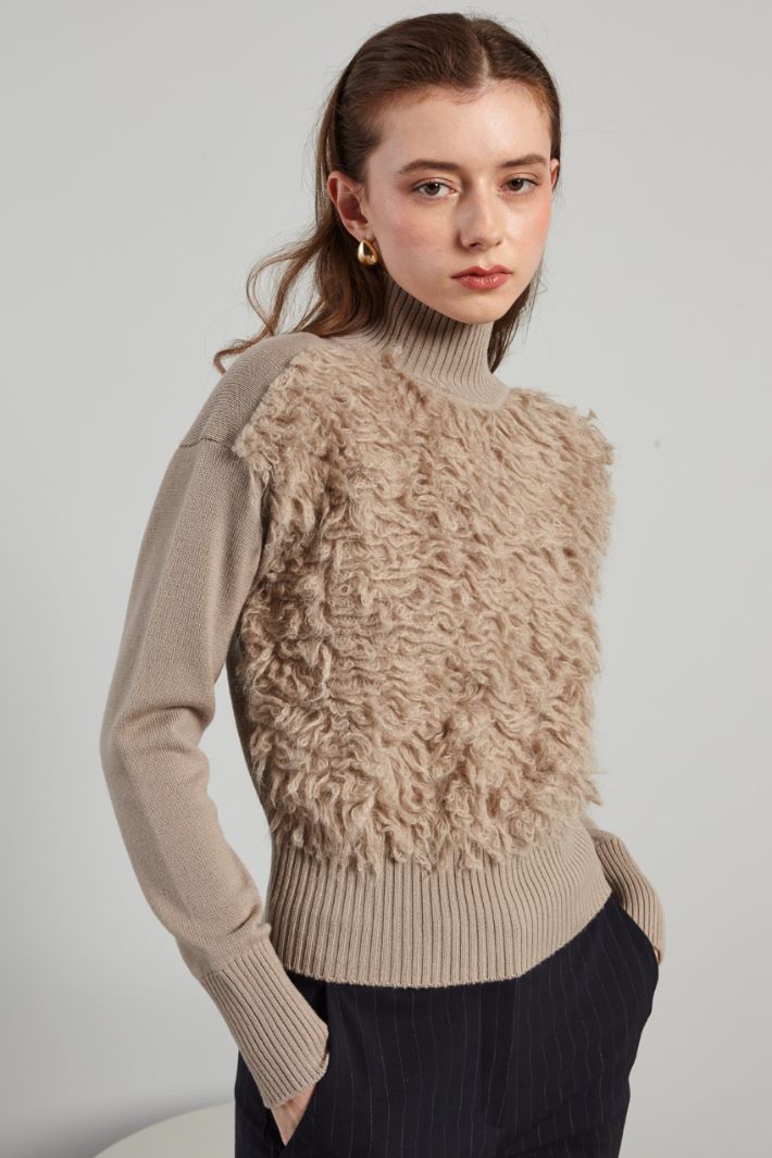 Faux fur sweater Intrend - 2