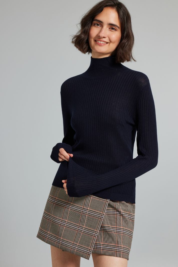 Silk and wool turtleneck sweater Intrend - 3