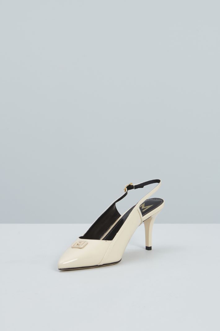 Patent leather slingbacks Intrend - 3