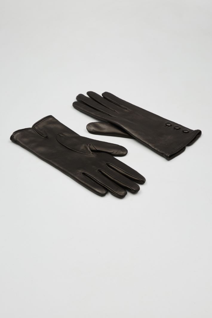 Gloves with buttons Intrend