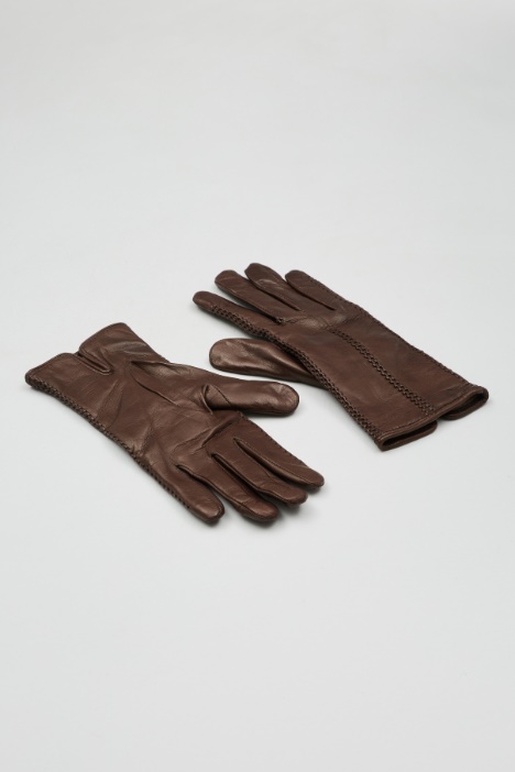 Gloves with raised motif Intrend