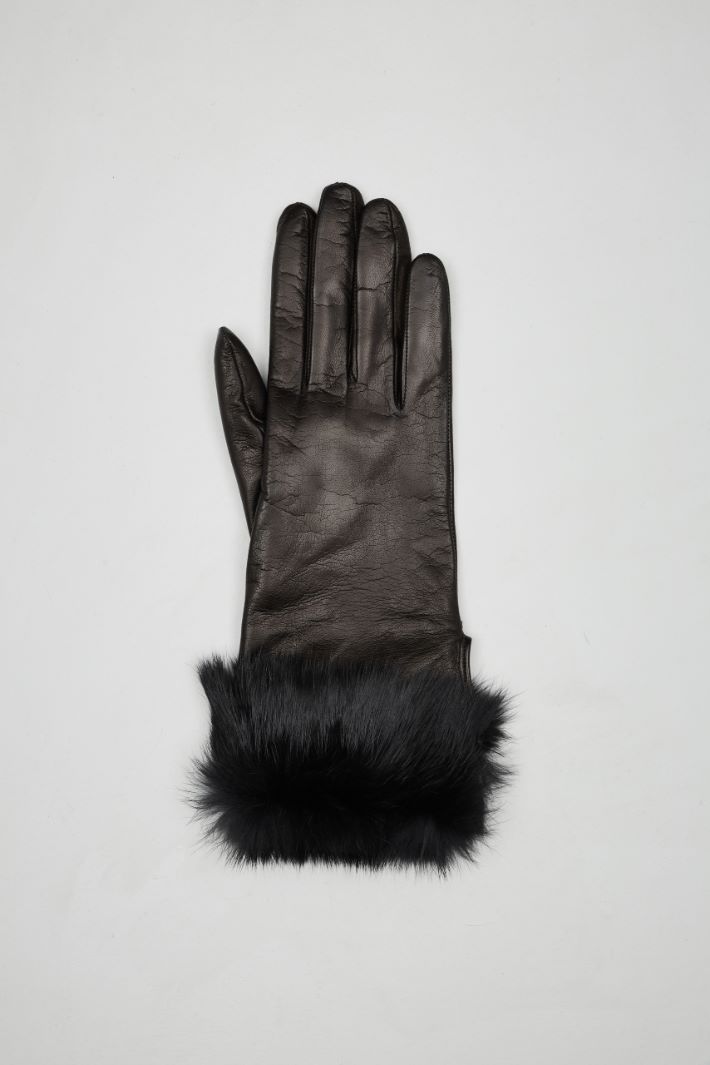 Fur trimmed gloves Intrend