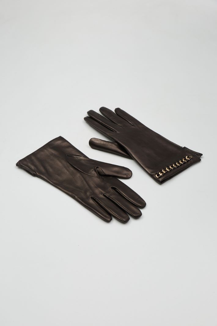 Leather gloves with chain Intrend