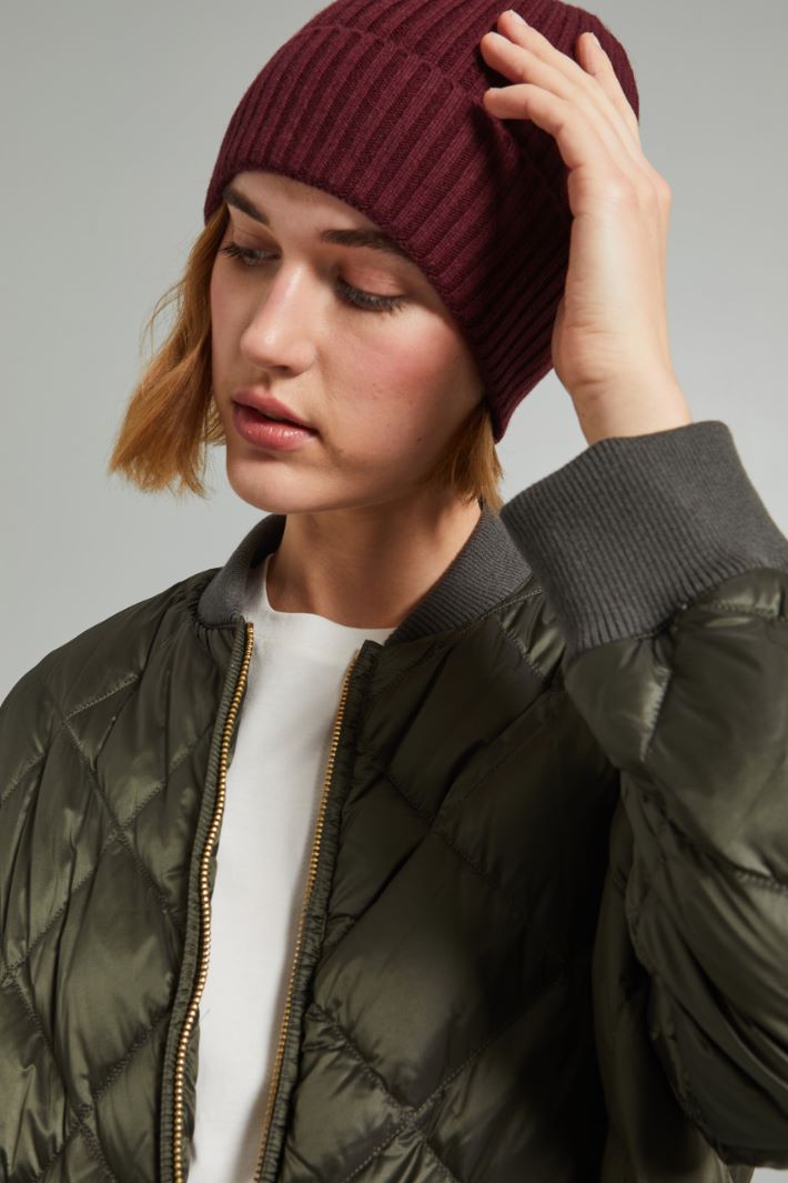 Rib-knit beanie Intrend