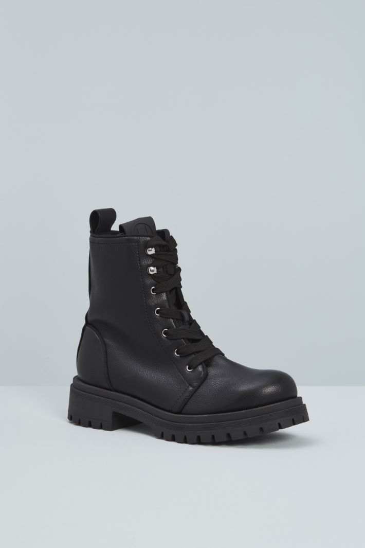 Combat boots with rubber inserts Intrend - 2