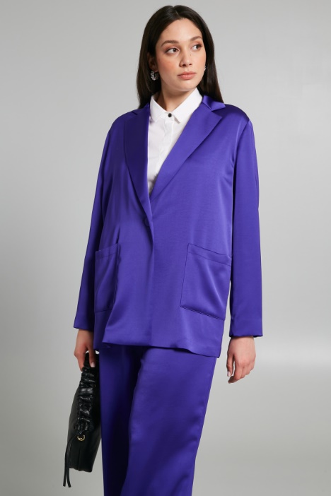 Deconstructed satin blazer Intrend