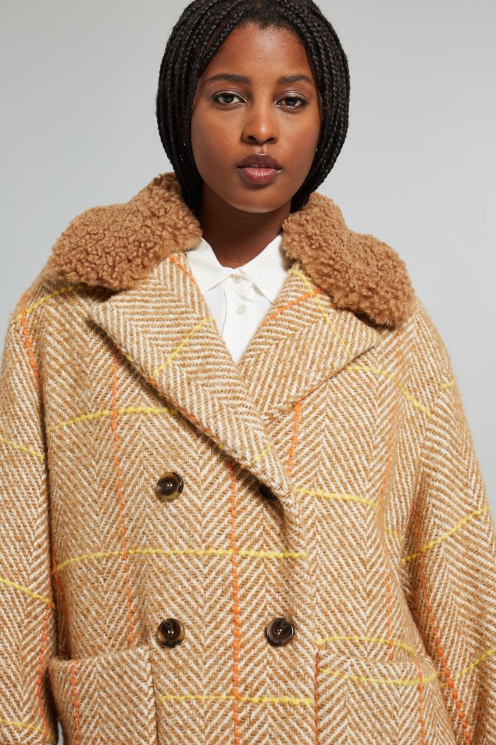 Jacket with bouclé details Intrend - 4