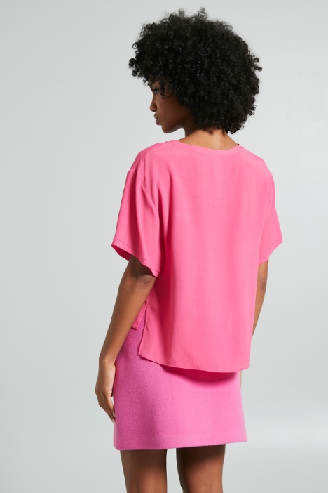 Blusa boxy in misto seta