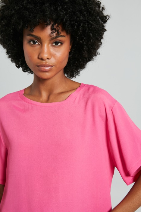 Blusa boxy in misto seta