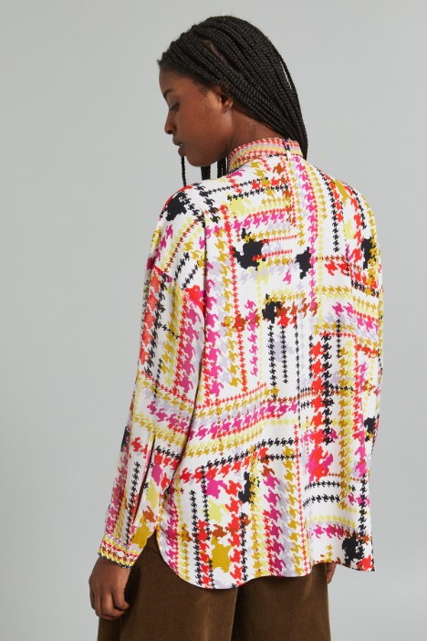 Camicia con collo a foulard