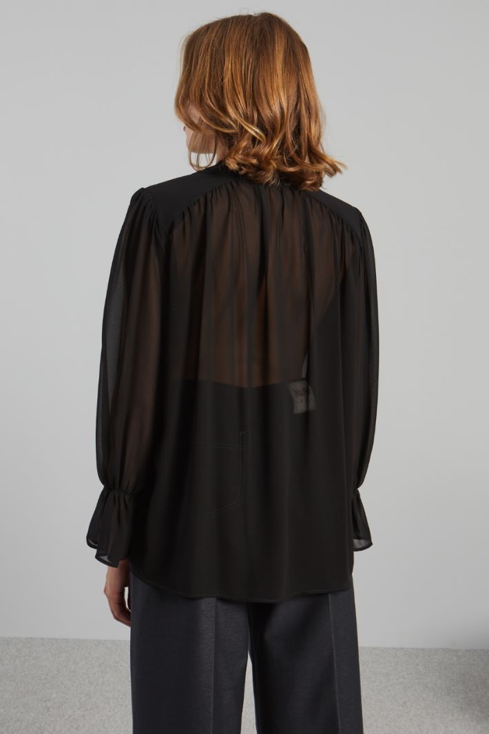 Blouse with shoulder pads Intrend - 2