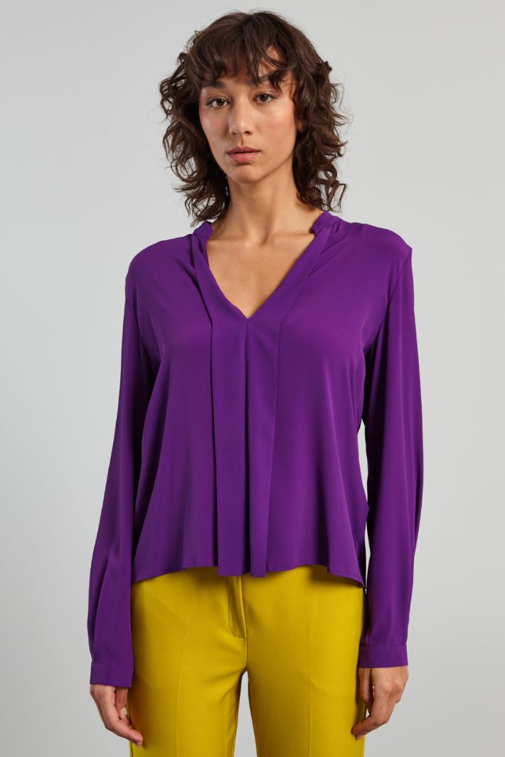 V-neck blouse Intrend - 3