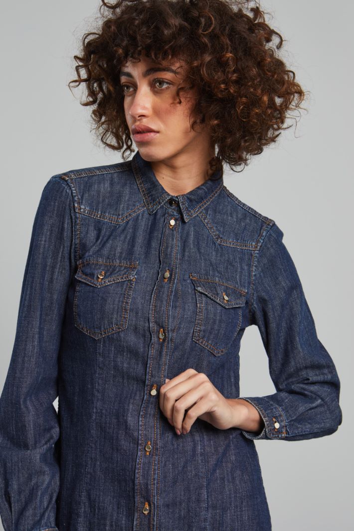 Slim fit denim shirt Intrend - 4