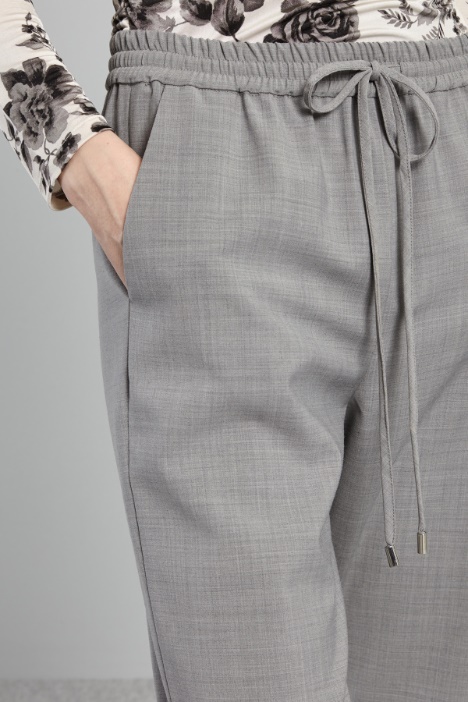 Pantalones con aberturas