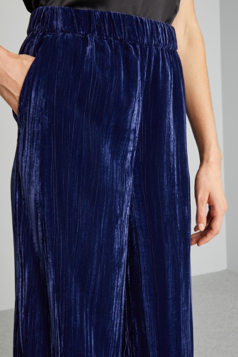 Pantaloni morbidi in velluto