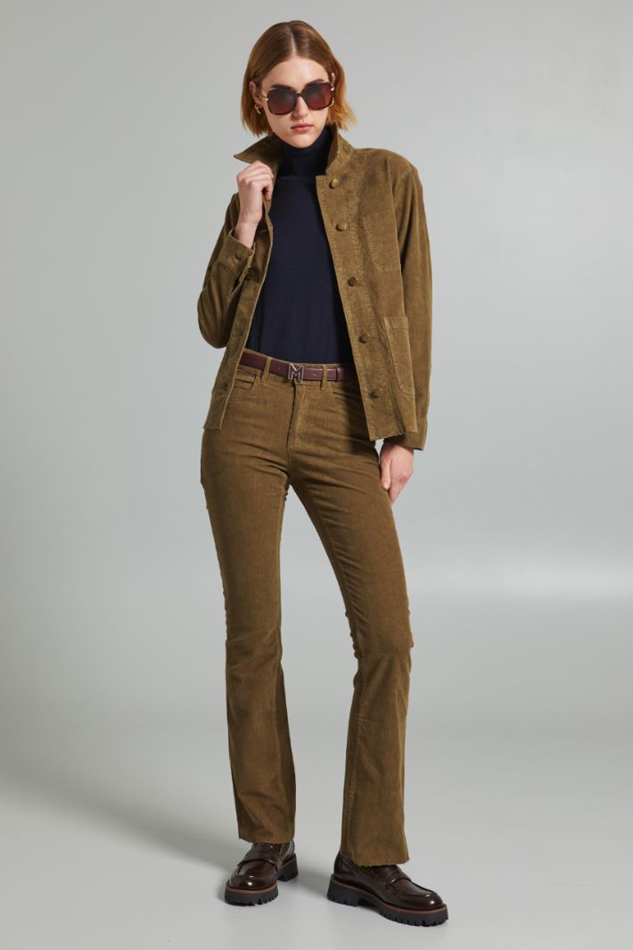 Low-rise bootcut trousers Intrend