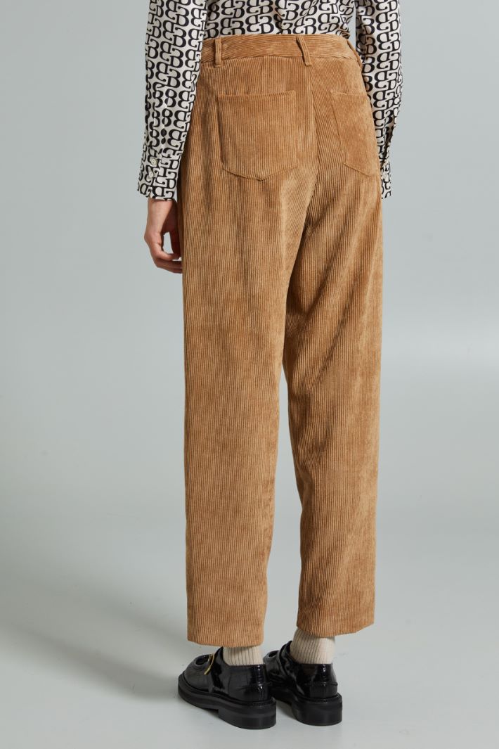 Baggy velvet trousers Intrend - 2